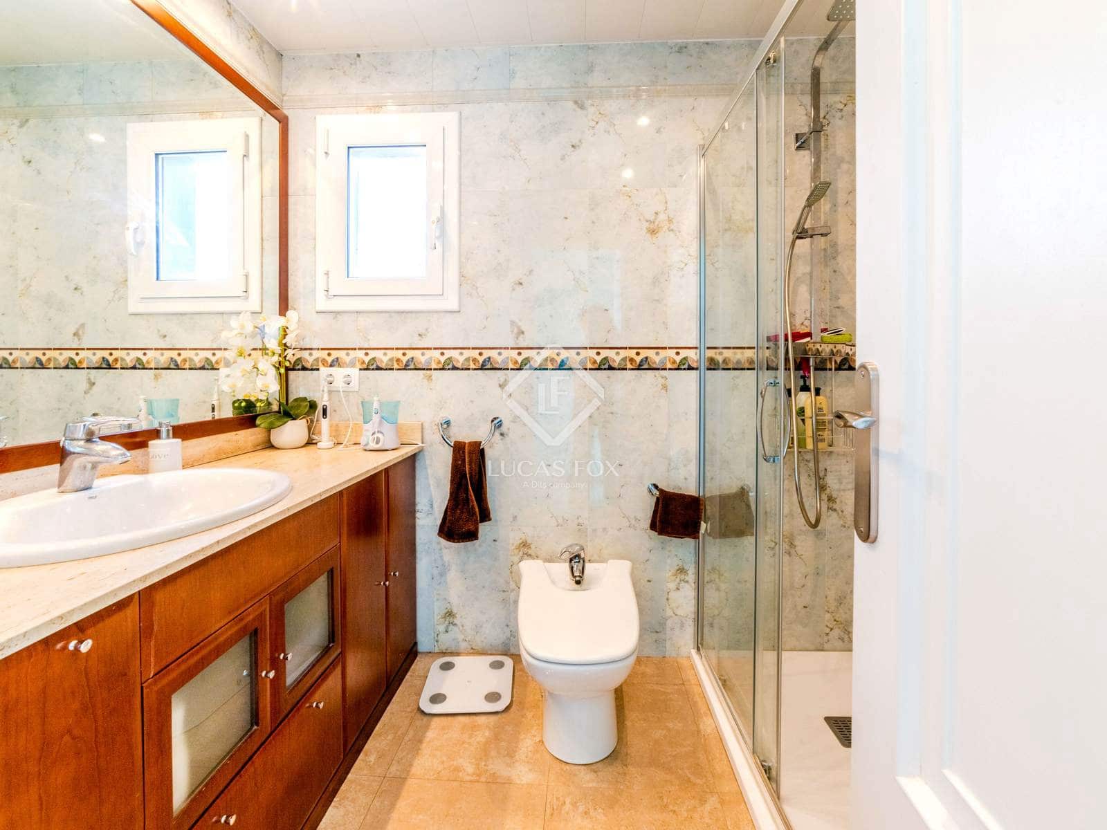 5 slaapkamer Villa te koop in Sitges met zwembad garage - € 1.440.000 (Ref: 9175452)