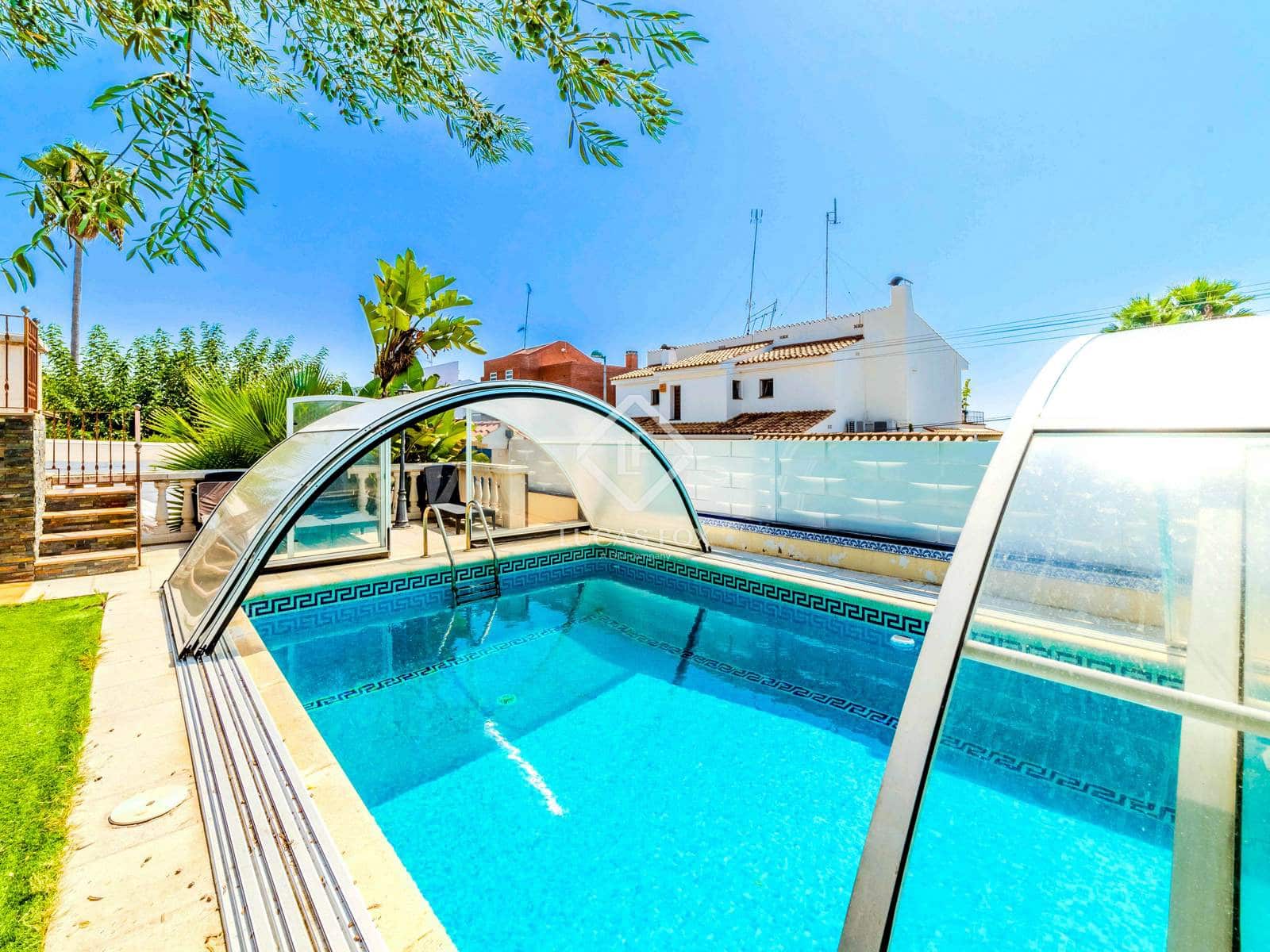 5 slaapkamer Villa te koop in Sitges met zwembad garage - € 1.440.000 (Ref: 9175452)