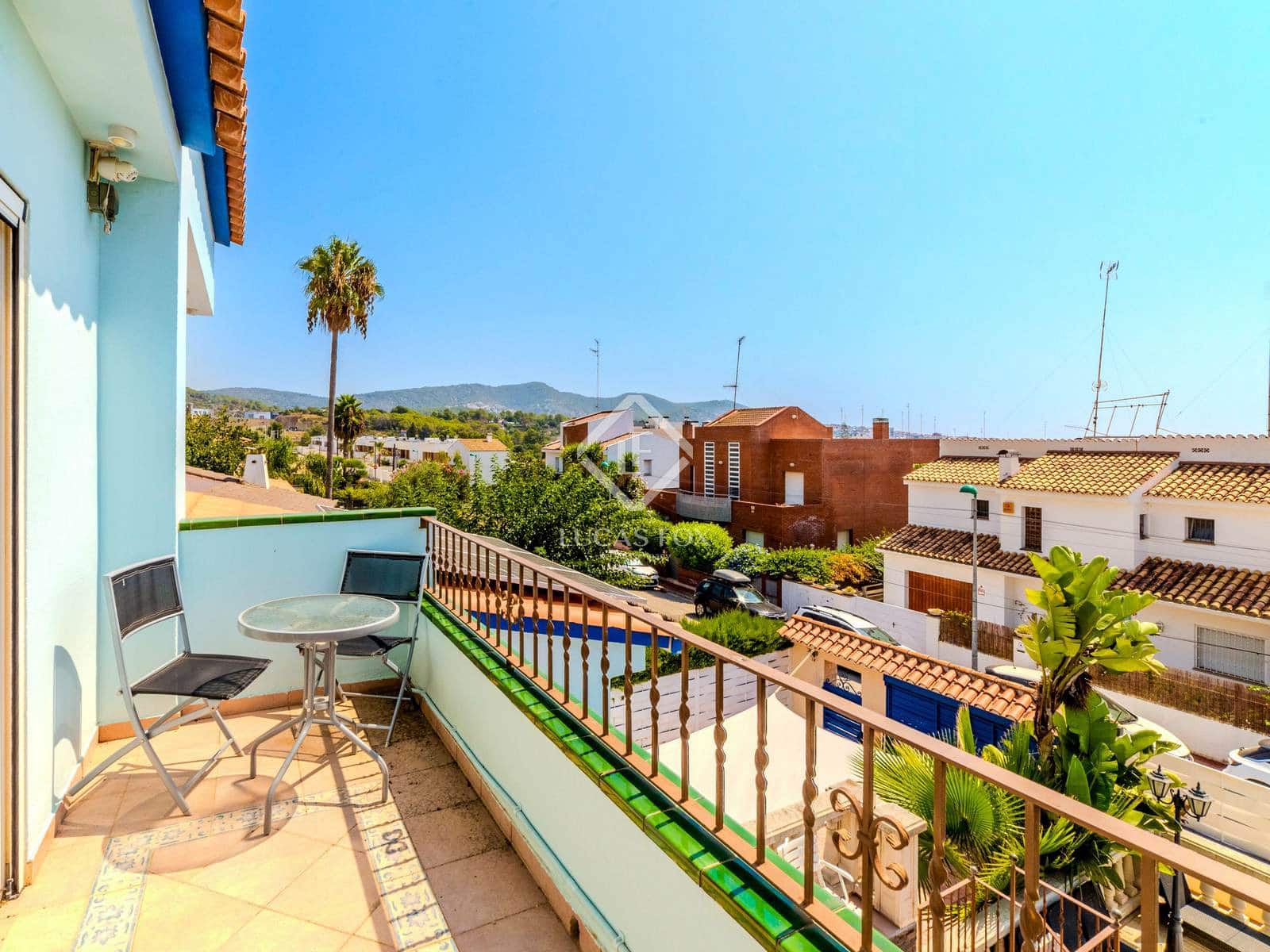 5 slaapkamer Villa te koop in Sitges met zwembad garage - € 1.440.000 (Ref: 9175452)