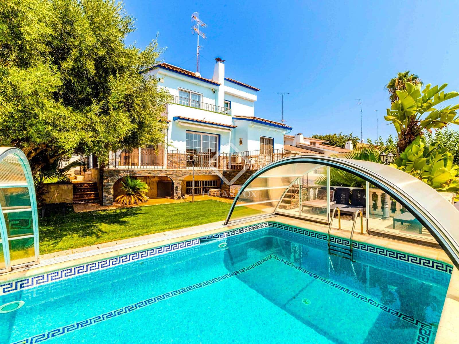 5 slaapkamer Villa te koop in Sitges met zwembad garage - € 1.440.000 (Ref: 9175452)