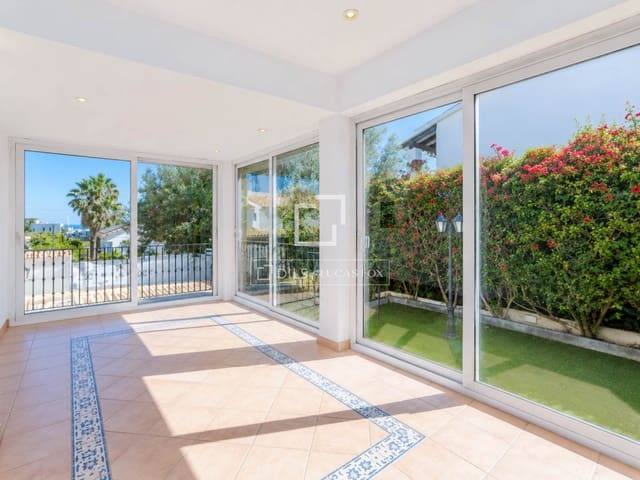 5 Zimmer Villa zu verkaufen in Sitges mit Pool Garage - 1.295.000 € (Ref: 9175452)