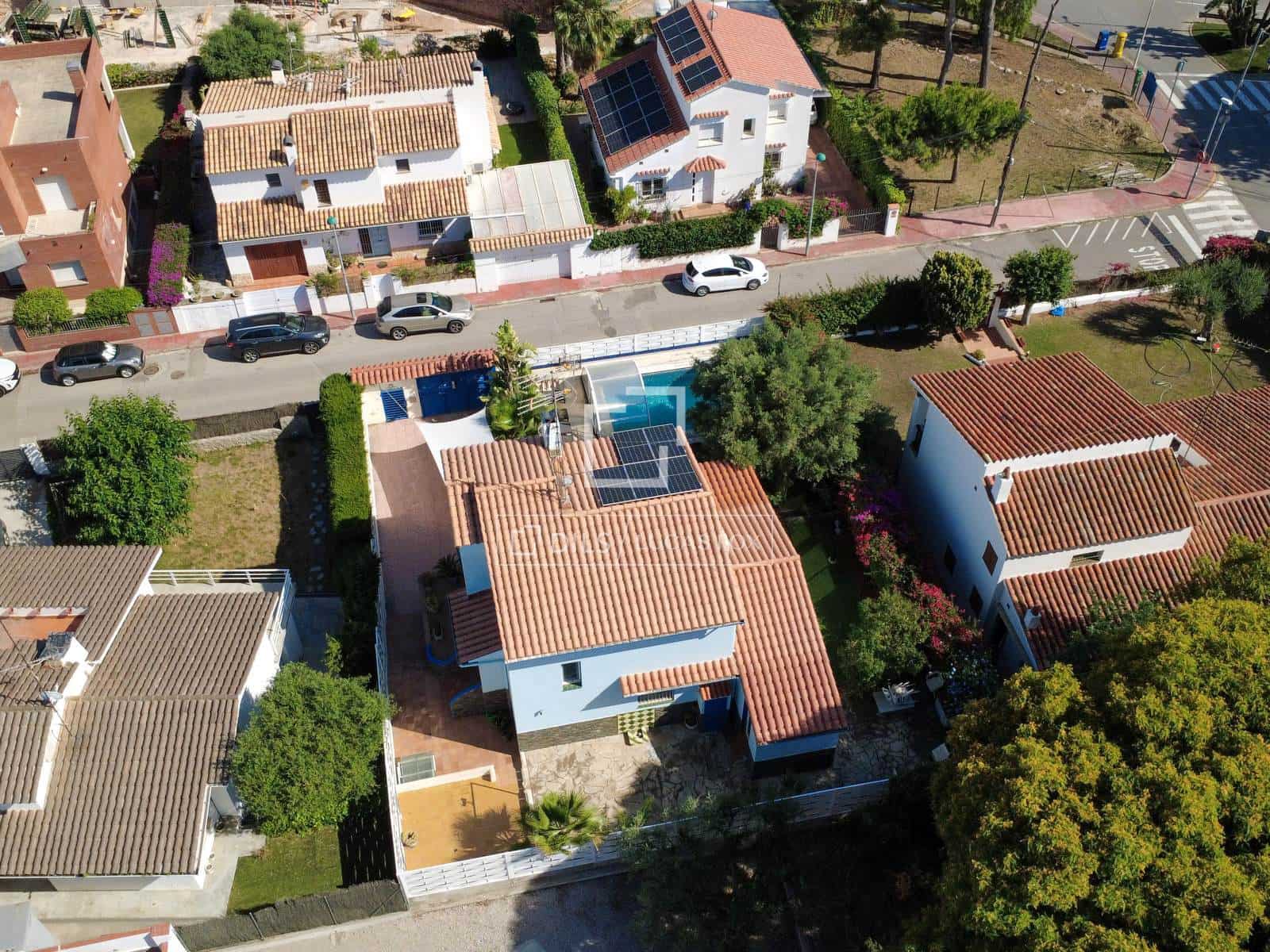 5 bedroom Villa for sale in Sitges with pool garage - € 1,295,000 (Ref: 9175452)