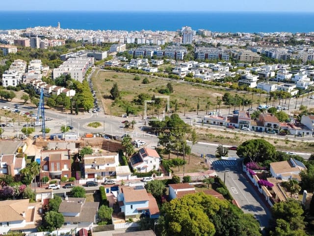 5 Zimmer Villa zu verkaufen in Sitges mit Pool Garage - 1.295.000 € (Ref: 9175452)