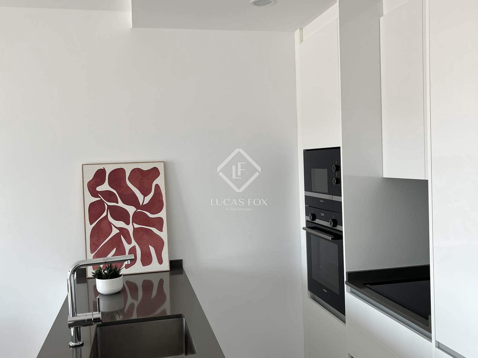 2 soverom Leilighet til salgs i Malaga by med svømmebasseng garasje - € 515 000 (Ref: 9175793)