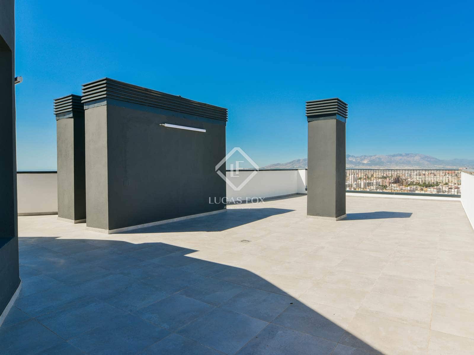 2 soverom Leilighet til salgs i Malaga by med svømmebasseng garasje - € 515 000 (Ref: 9175793)