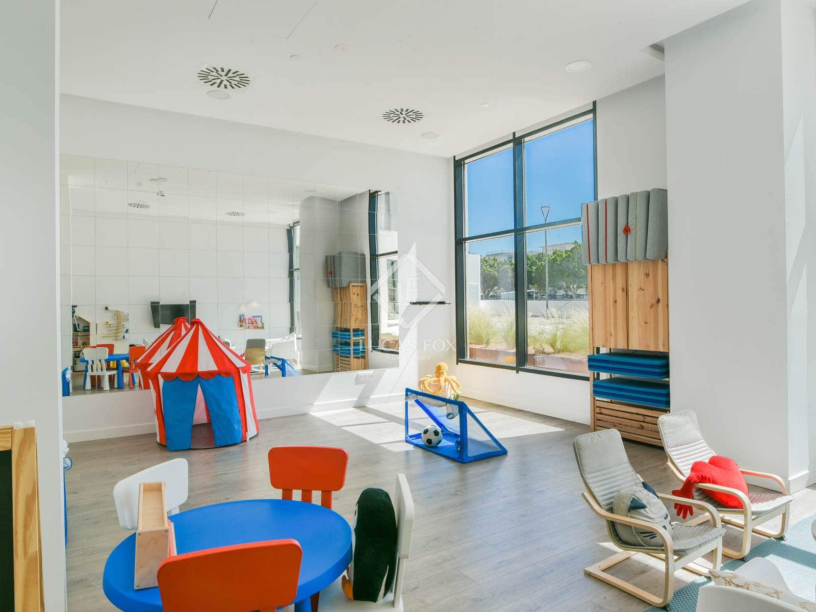 2 soverom Leilighet til salgs i Malaga by med svømmebasseng garasje - € 515 000 (Ref: 9175793)