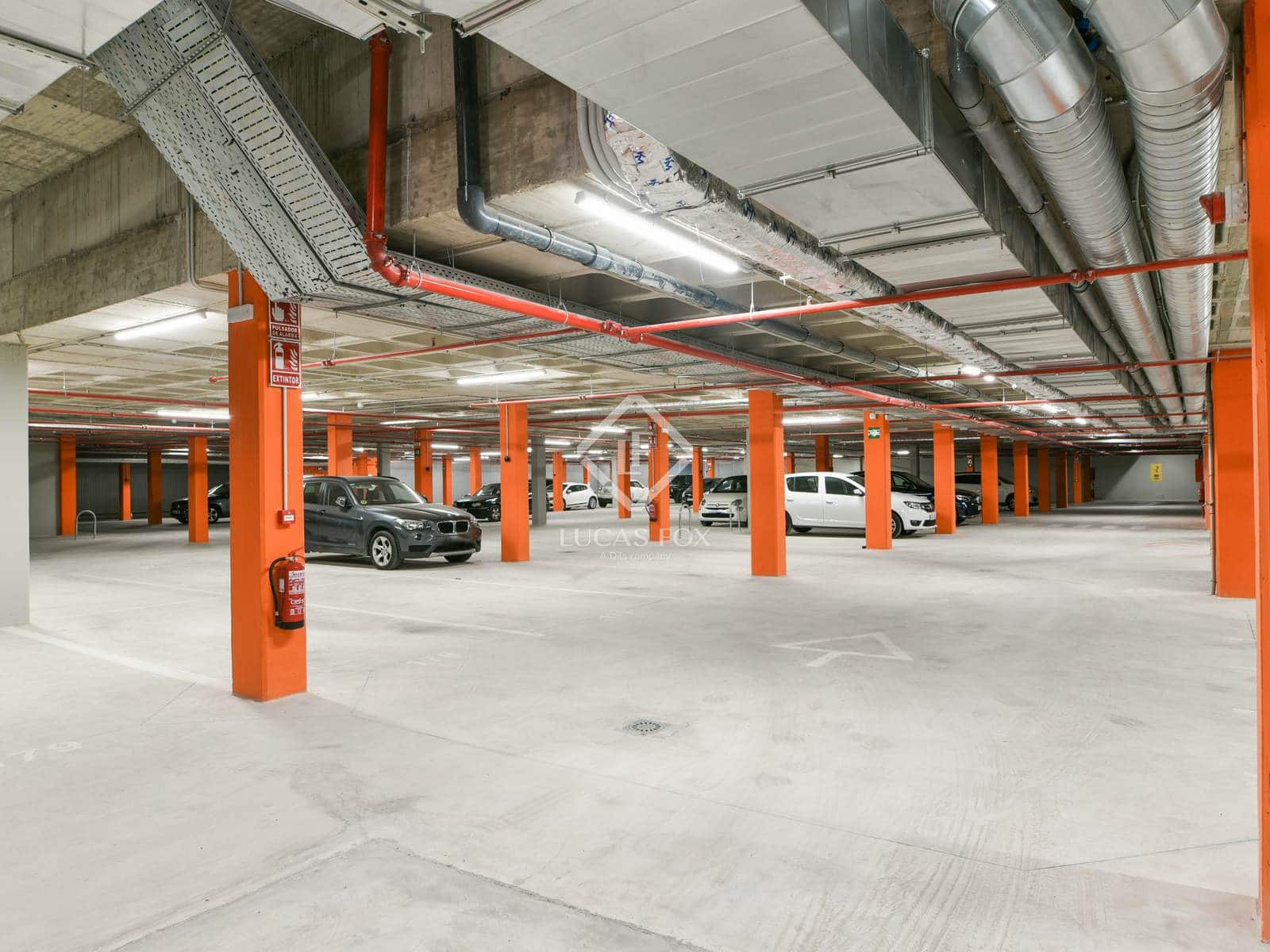 2 soverom Leilighet til salgs i Malaga by med svømmebasseng garasje - € 515 000 (Ref: 9175793)