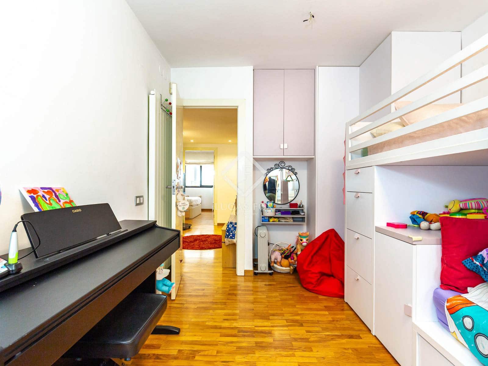 3 sovrum Lägenhet att hyra i Esplugues de Llobregat med pool garage - 3 900 € (Ref: 9178268)