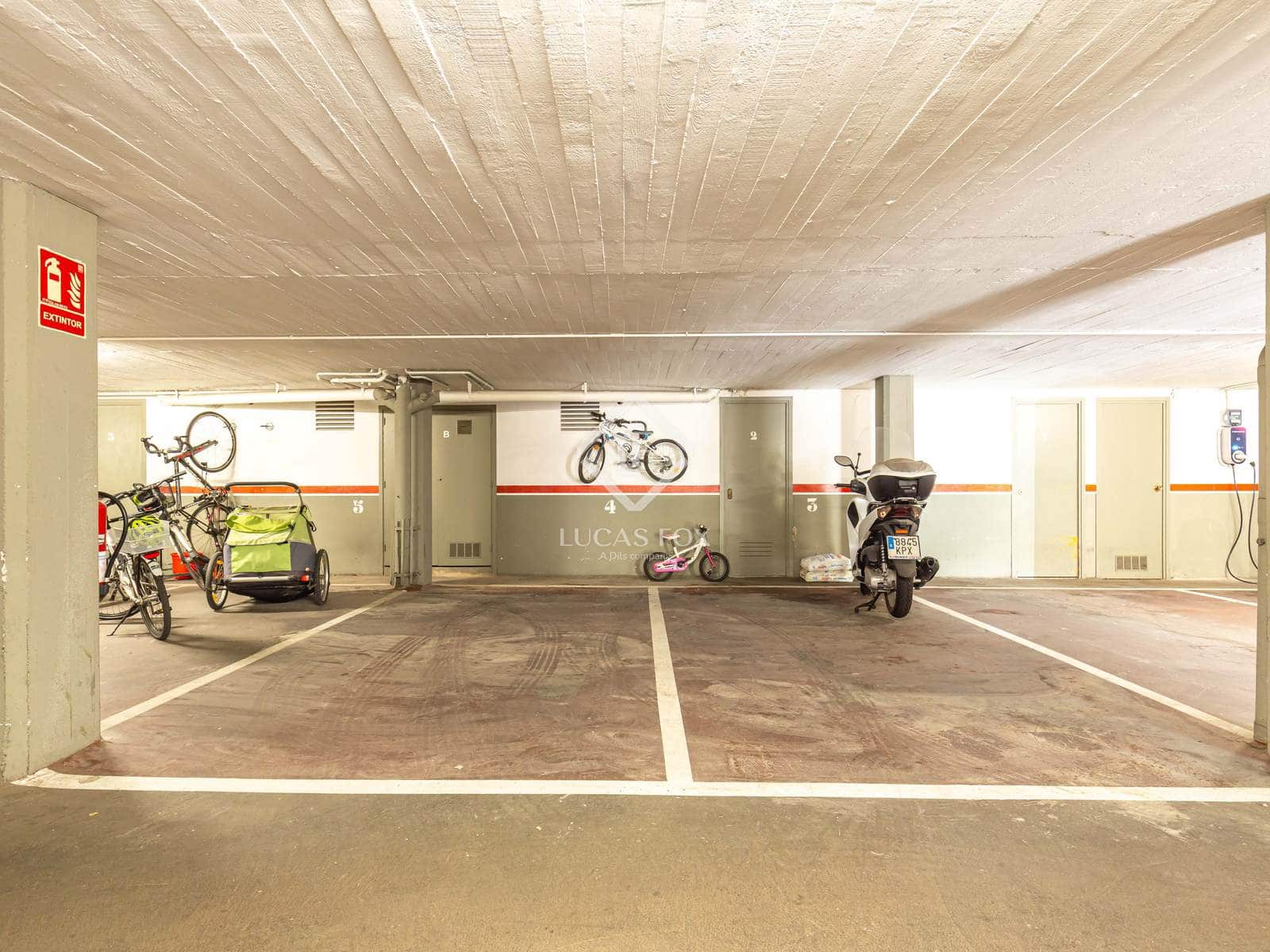 3 sovrum Lägenhet att hyra i Esplugues de Llobregat med pool garage - 3 900 € (Ref: 9178268)