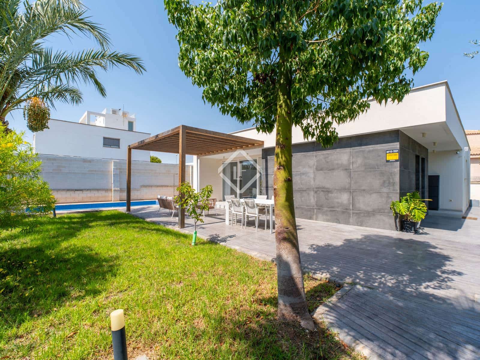 4 chambre Villa/Maison à vendre à San Juan de Alicante / Sant Joan d'Alacant avec piscine garage - 750 000 € (Ref: 9180386)