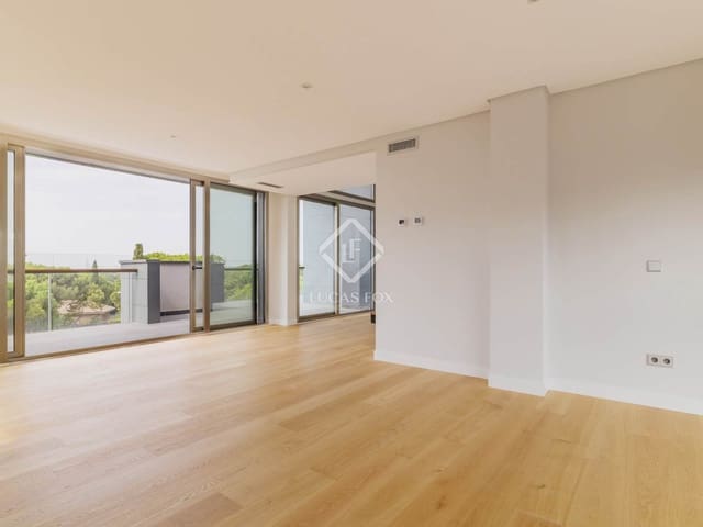 3 soverom Penthouse til salgs i Majadahonda med svømmebasseng garasje - € 1 160 000 (Ref: 9180483)