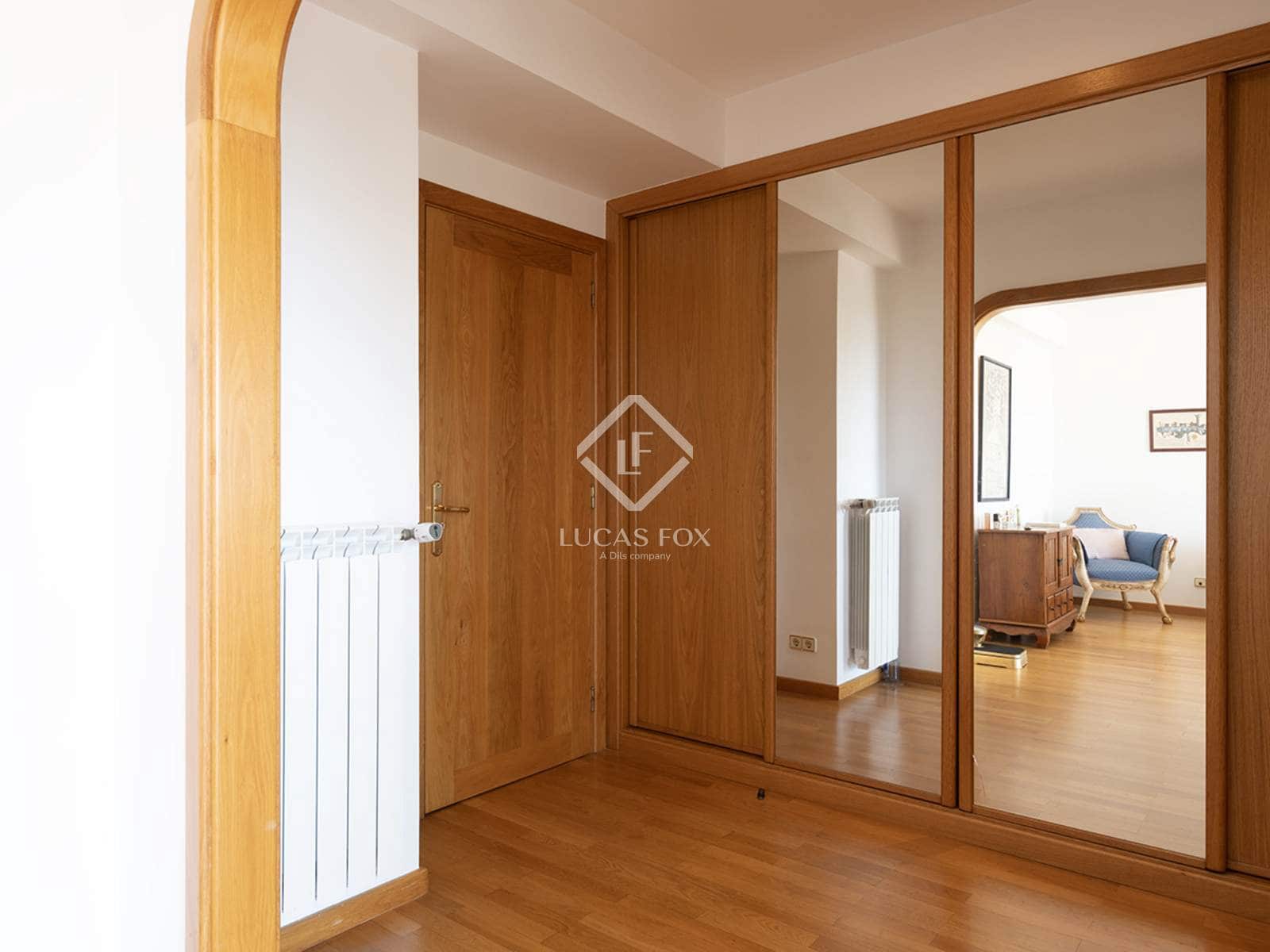 3 soveværelse Villa til salg i Cangas med garage - € 830.000 (Ref: 9180485)