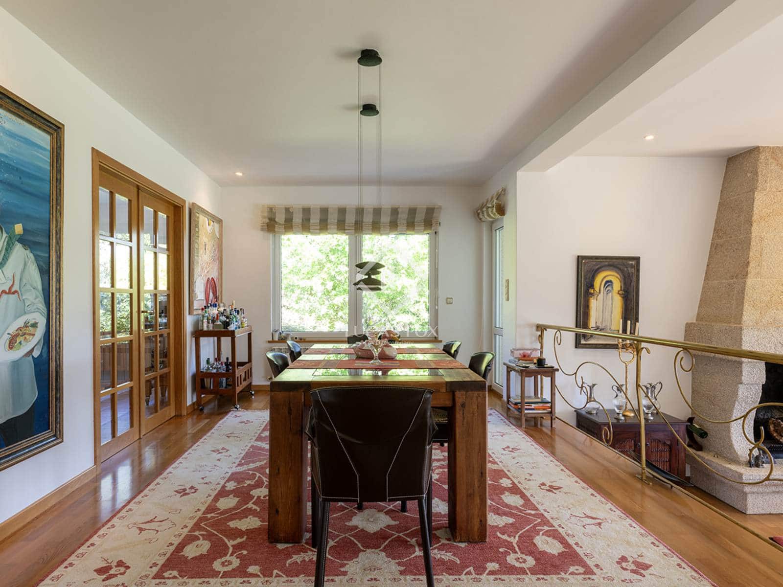 3 soveværelse Villa til salg i Cangas med garage - € 830.000 (Ref: 9180485)