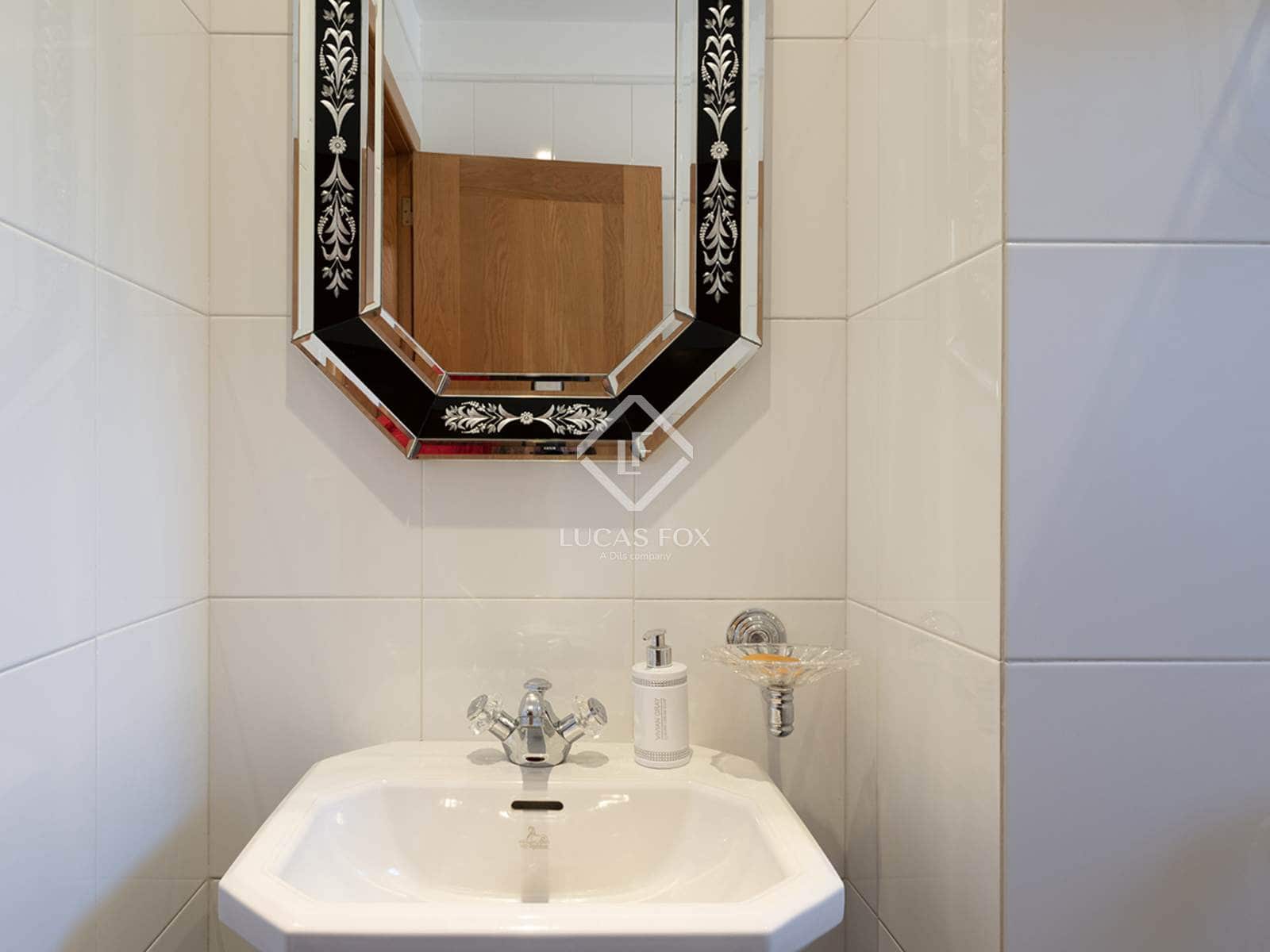 3 soveværelse Villa til salg i Cangas med garage - € 830.000 (Ref: 9180485)