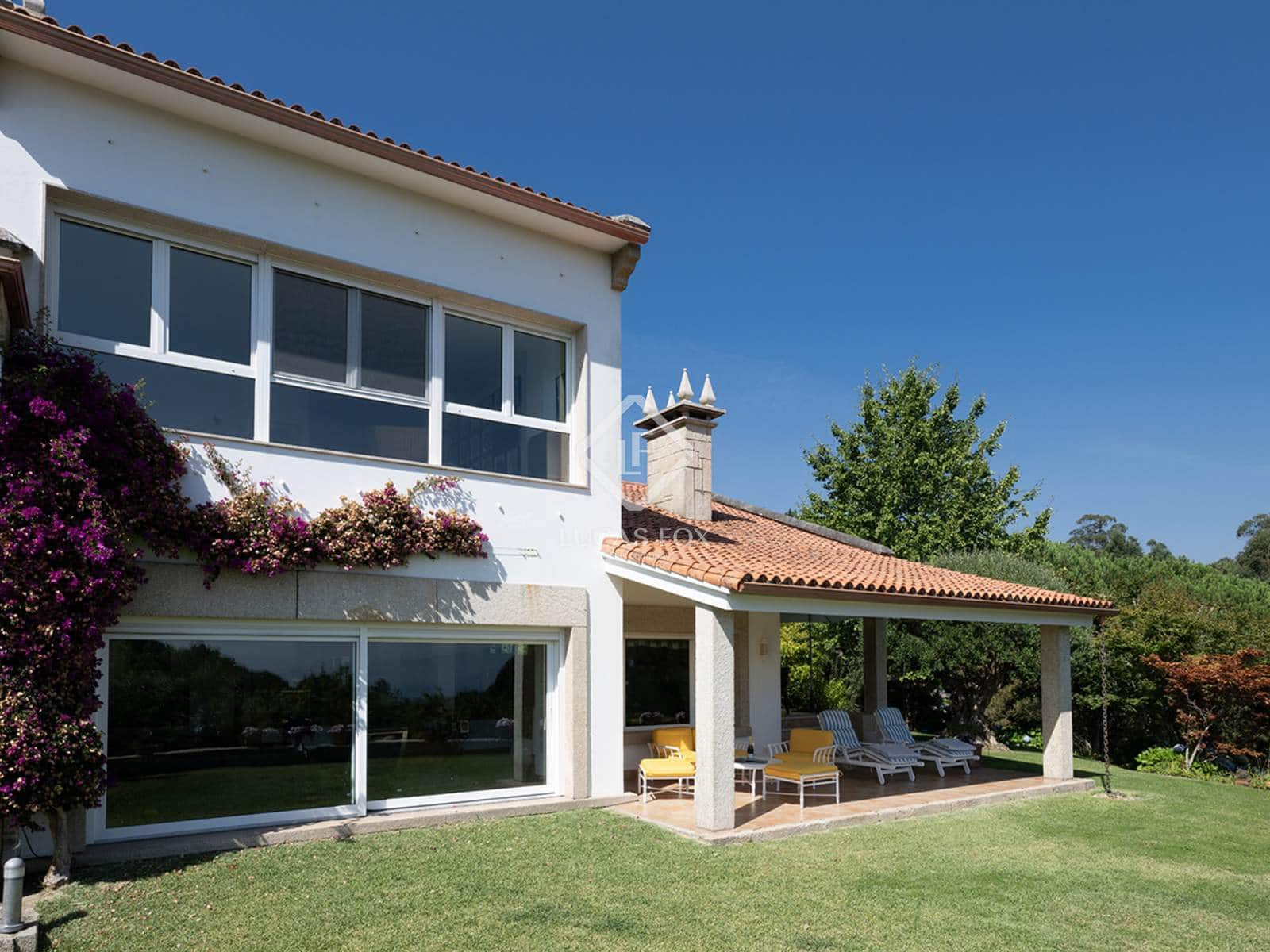 3 soveværelse Villa til salg i Cangas med garage - € 830.000 (Ref: 9180485)