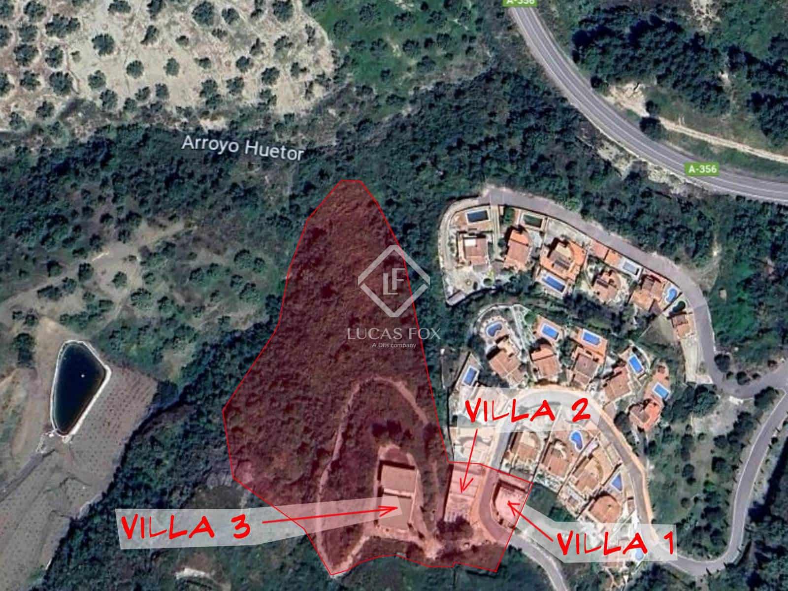 4 soveværelse Finca/Landehus til salg i Vinuela med swimmingpool garage - € 780.000 (Ref: 9183986)