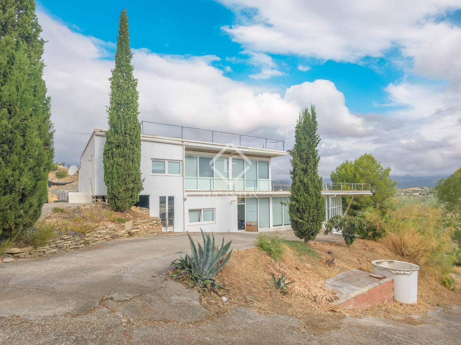 4 soveværelse Finca/Landehus til salg i Vinuela med swimmingpool garage - € 780.000 (Ref: 9183986)