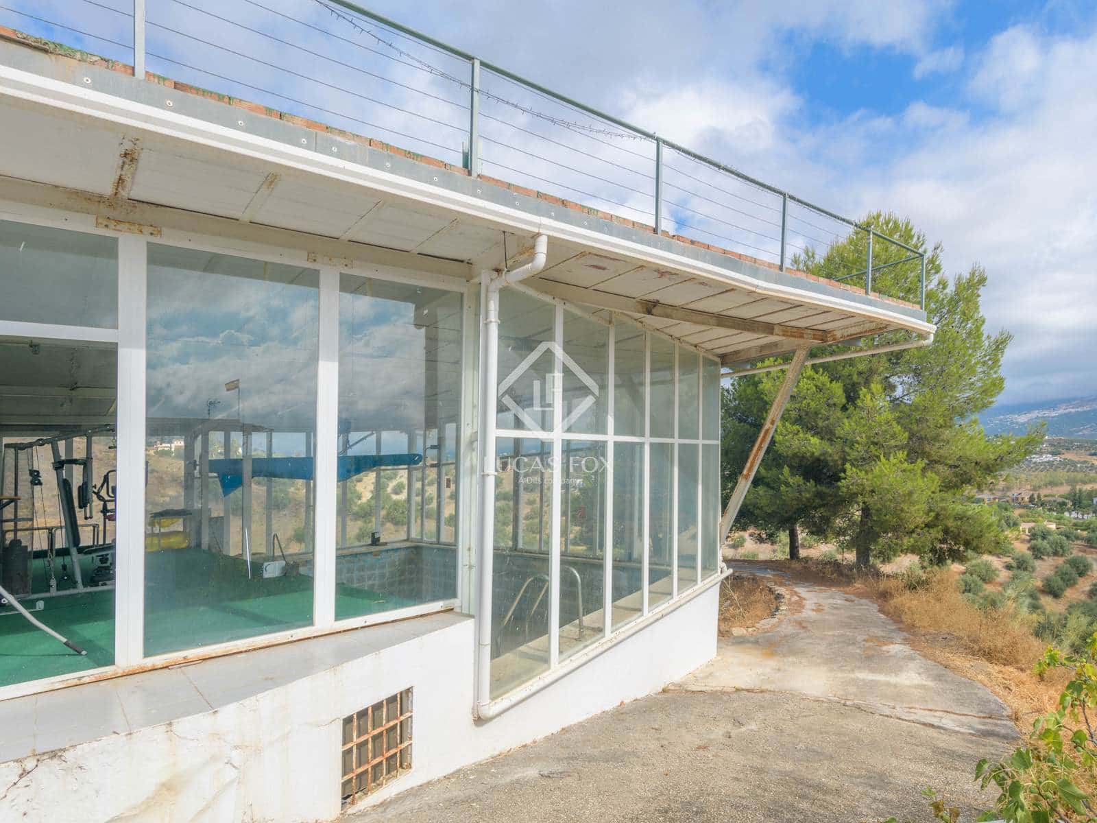 4 soveværelse Finca/Landehus til salg i Vinuela med swimmingpool garage - € 780.000 (Ref: 9183986)