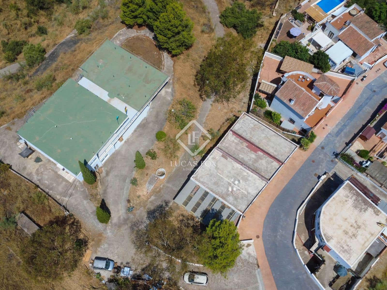 4 soveværelse Finca/Landehus til salg i Vinuela med swimmingpool garage - € 780.000 (Ref: 9183986)