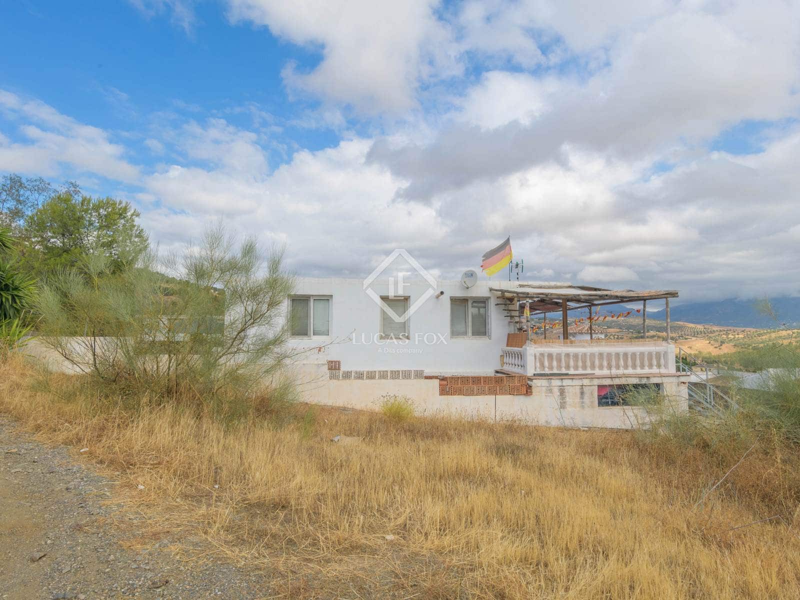 4 soveværelse Finca/Landehus til salg i Vinuela med swimmingpool garage - € 780.000 (Ref: 9183986)