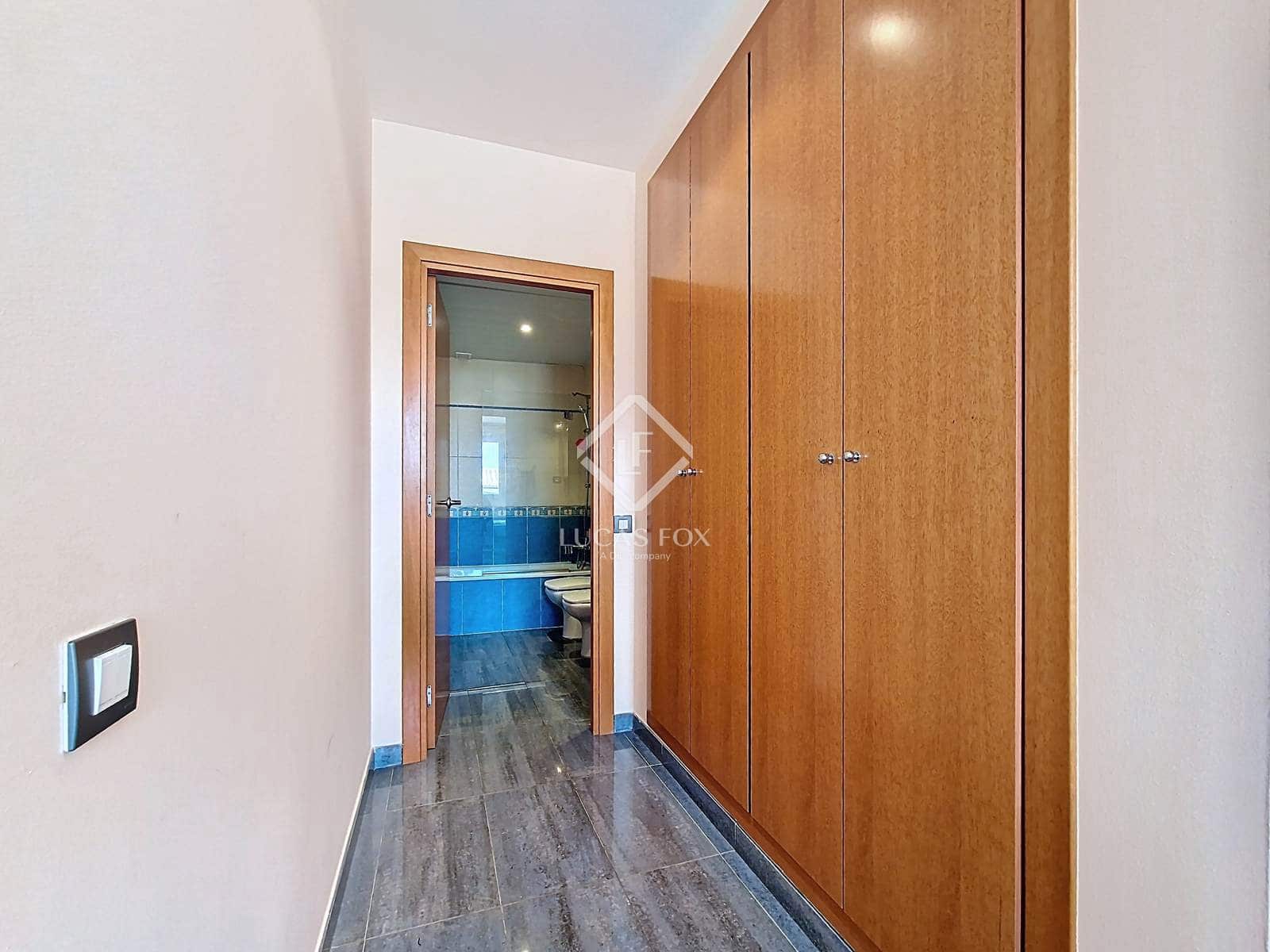 3 soveværelse Penthouse til salg i Cubelles med swimmingpool garage - € 650.000 (Ref: 9184296)