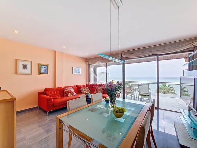 3 quarto Penthouse para venda em Cubelles com piscina garagem - 650 000 € (Ref: 9184296)