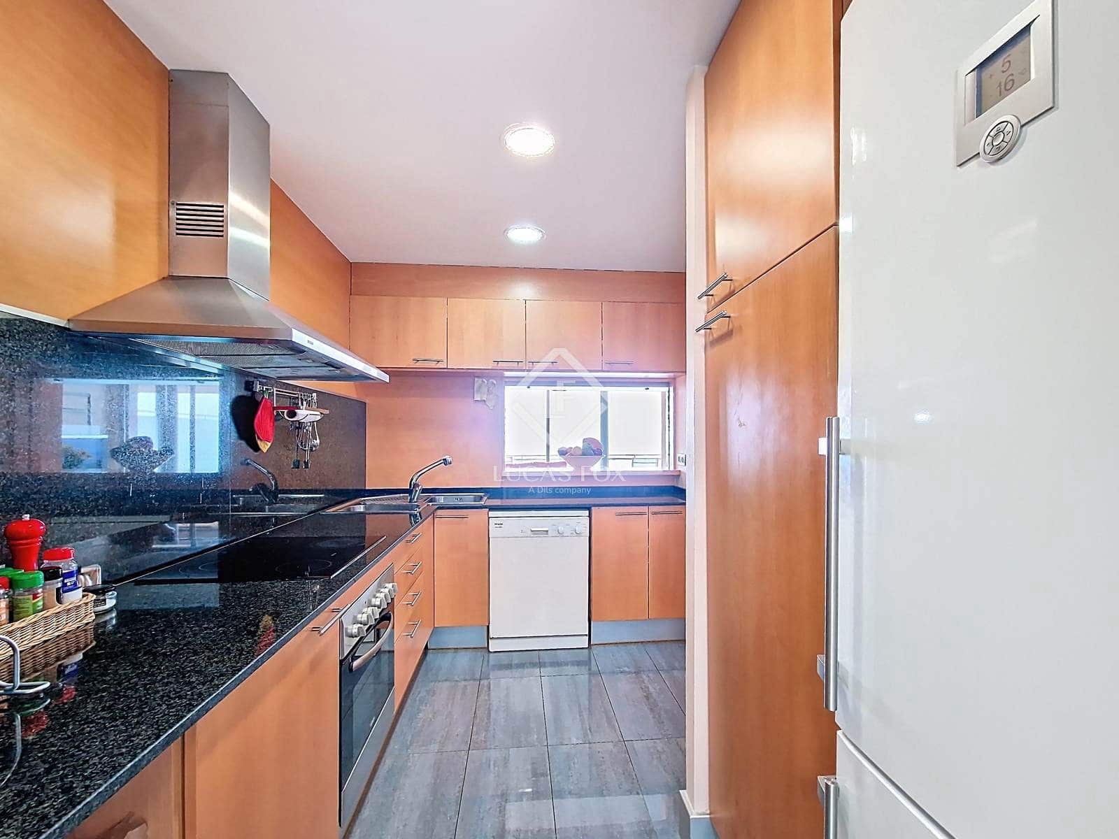 3 soveværelse Penthouse til salg i Cubelles med swimmingpool garage - € 650.000 (Ref: 9184296)