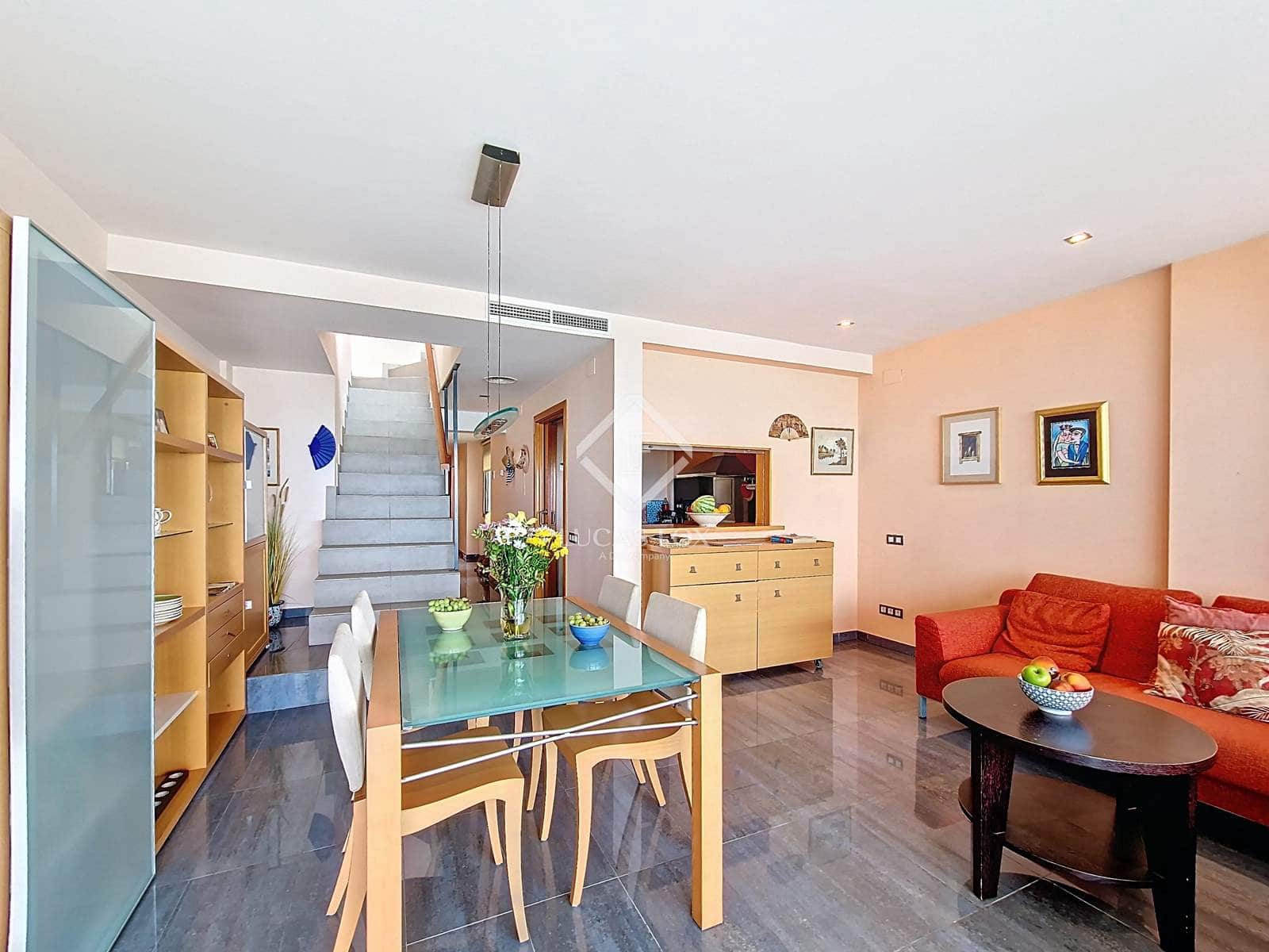 3 soveværelse Penthouse til salg i Cubelles med swimmingpool garage - € 650.000 (Ref: 9184296)