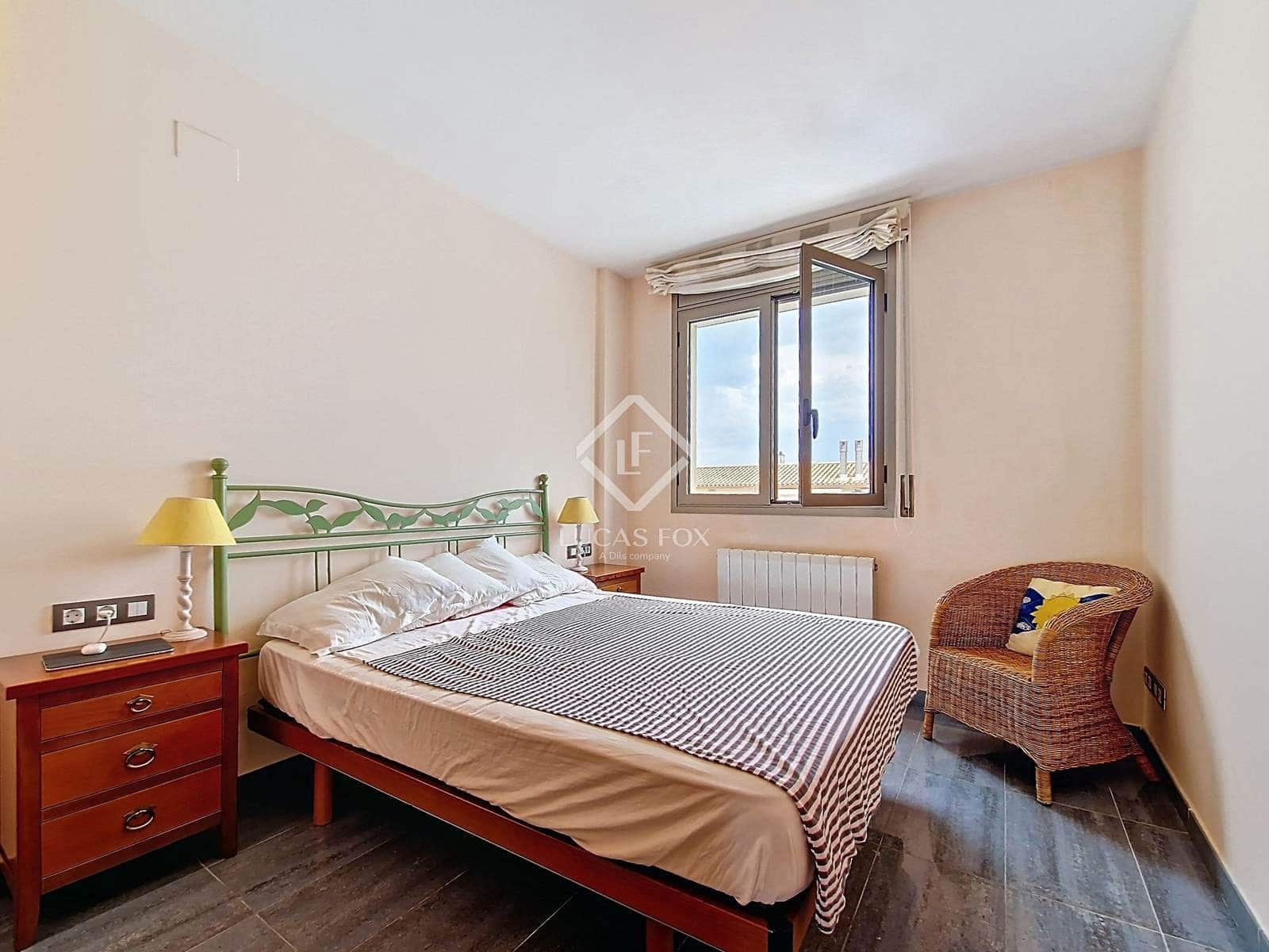 3 soveværelse Penthouse til salg i Cubelles med swimmingpool garage - € 650.000 (Ref: 9184296)