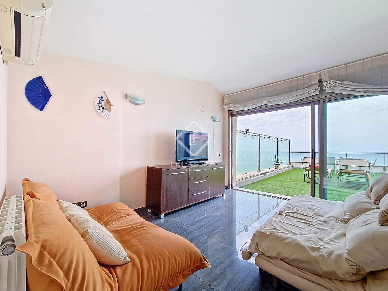 3 soveværelse Penthouse til salg i Cubelles med swimmingpool garage - € 650.000 (Ref: 9184296)