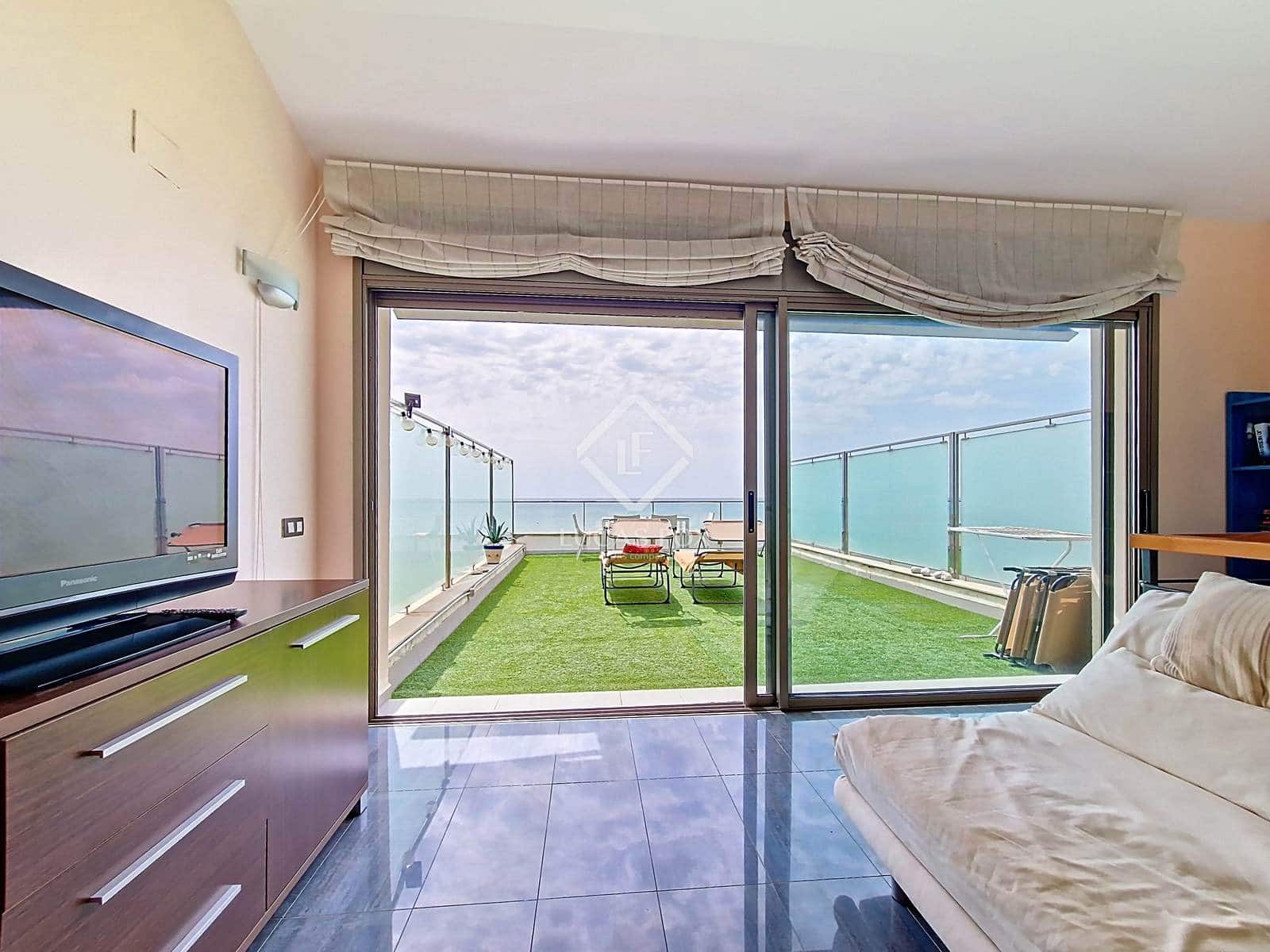 3 soveværelse Penthouse til salg i Cubelles med swimmingpool garage - € 650.000 (Ref: 9184296)