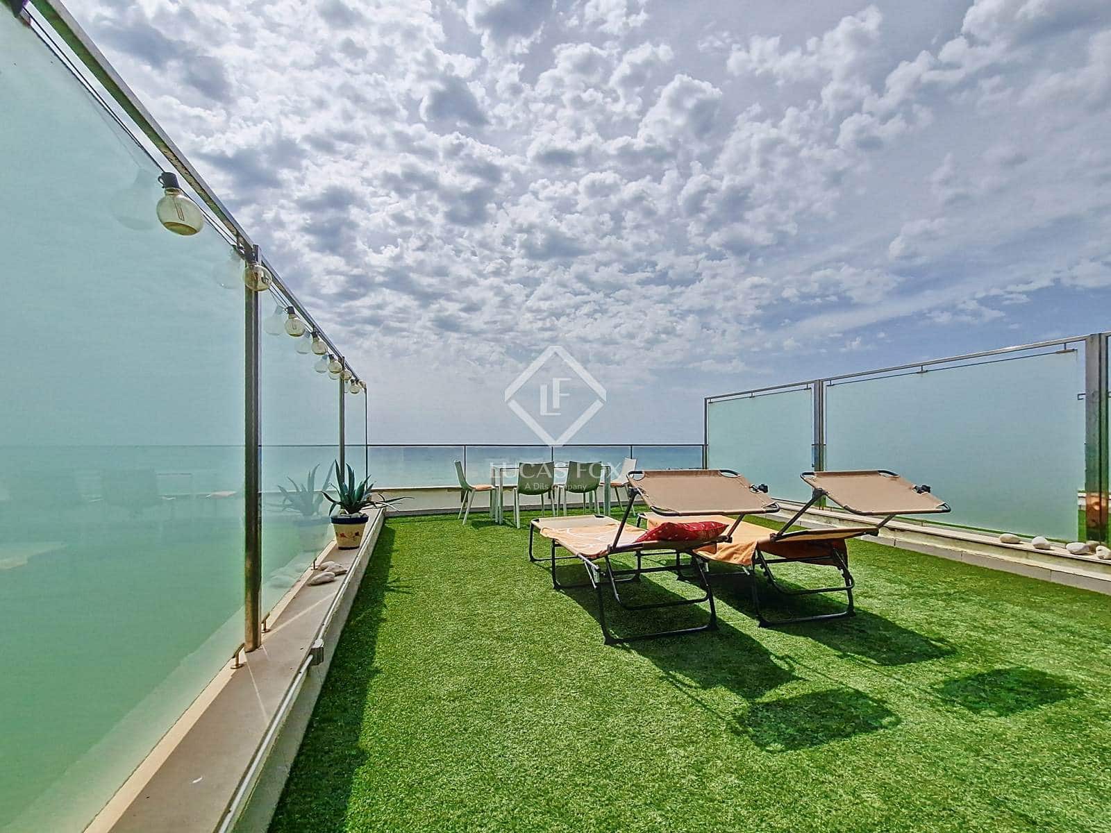 3 soveværelse Penthouse til salg i Cubelles med swimmingpool garage - € 650.000 (Ref: 9184296)