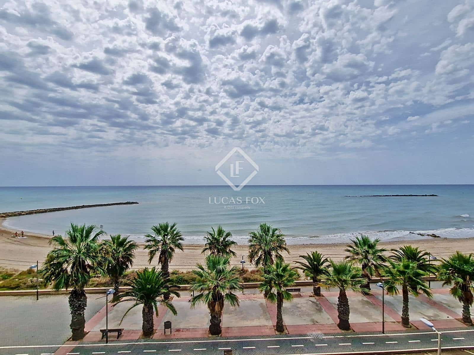 3 soveværelse Penthouse til salg i Cubelles med swimmingpool garage - € 650.000 (Ref: 9184296)