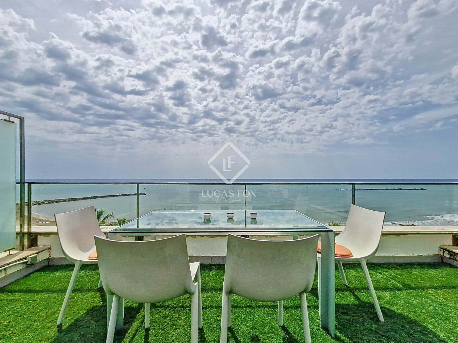 3 soveværelse Penthouse til salg i Cubelles med swimmingpool garage - € 650.000 (Ref: 9184296)