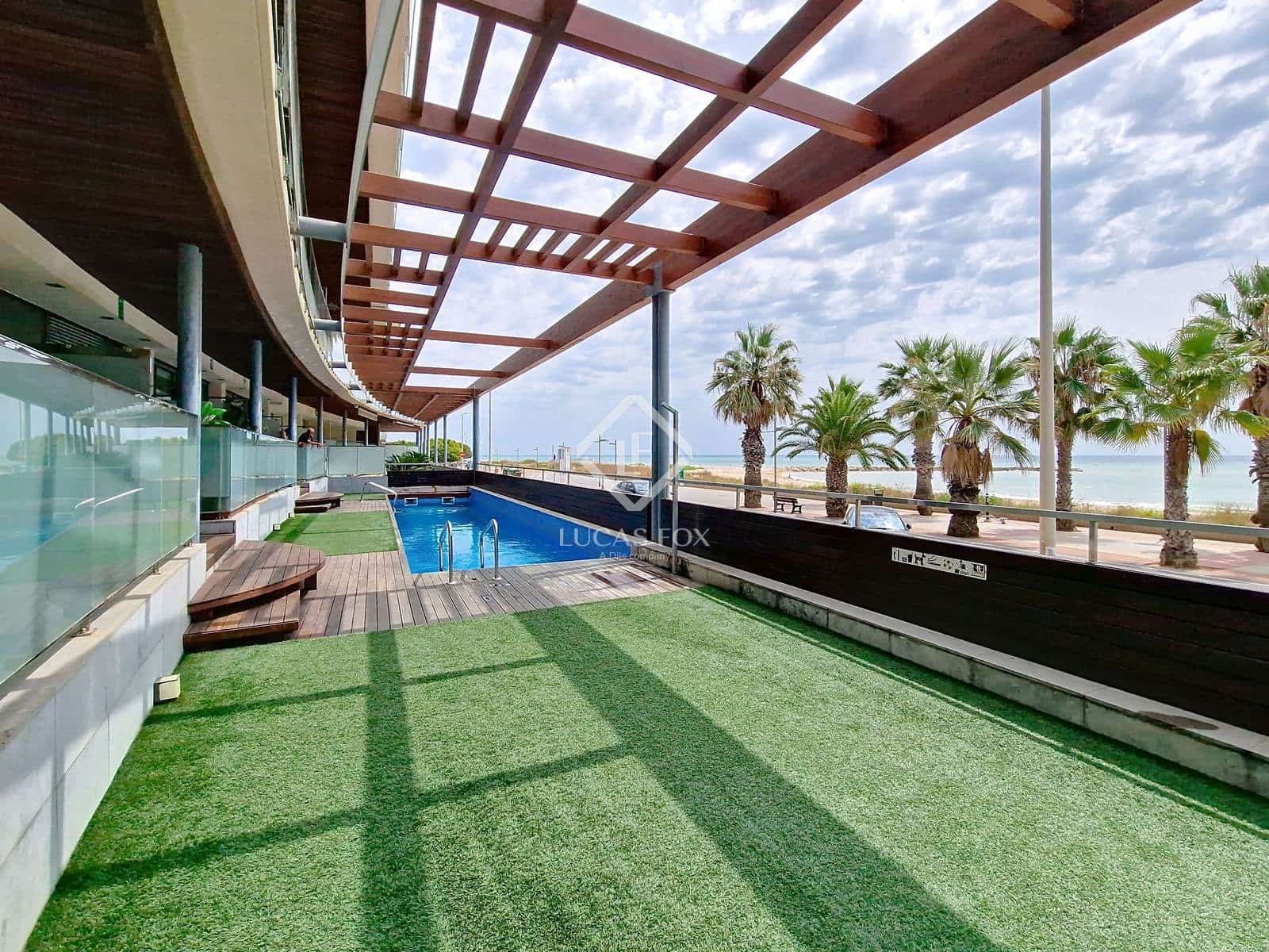 3 soveværelse Penthouse til salg i Cubelles med swimmingpool garage - € 650.000 (Ref: 9184296)