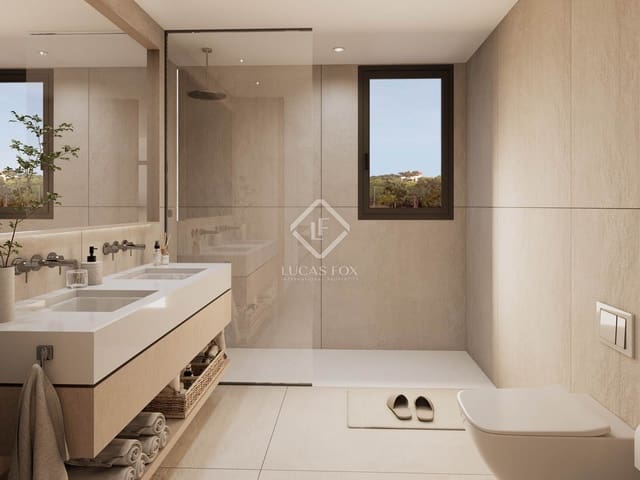 4 chambre Villa/Maison à vendre à S'Agaro, Castell-Platja d'Aro avec piscine garage - 1 300 000 € (Ref: 9184640)