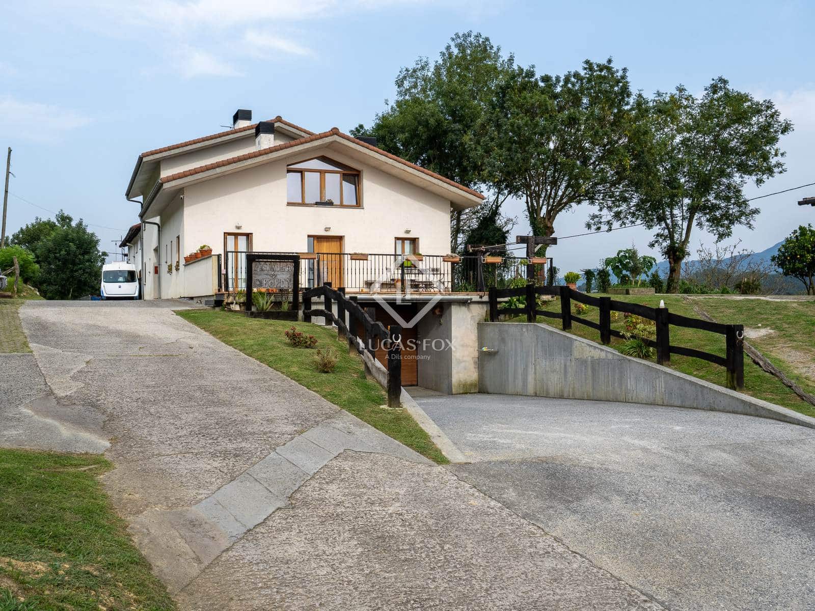 7 soveværelse Villa til salg i Hondarribia med garage - € 1.750.000 (Ref: 9185065)
