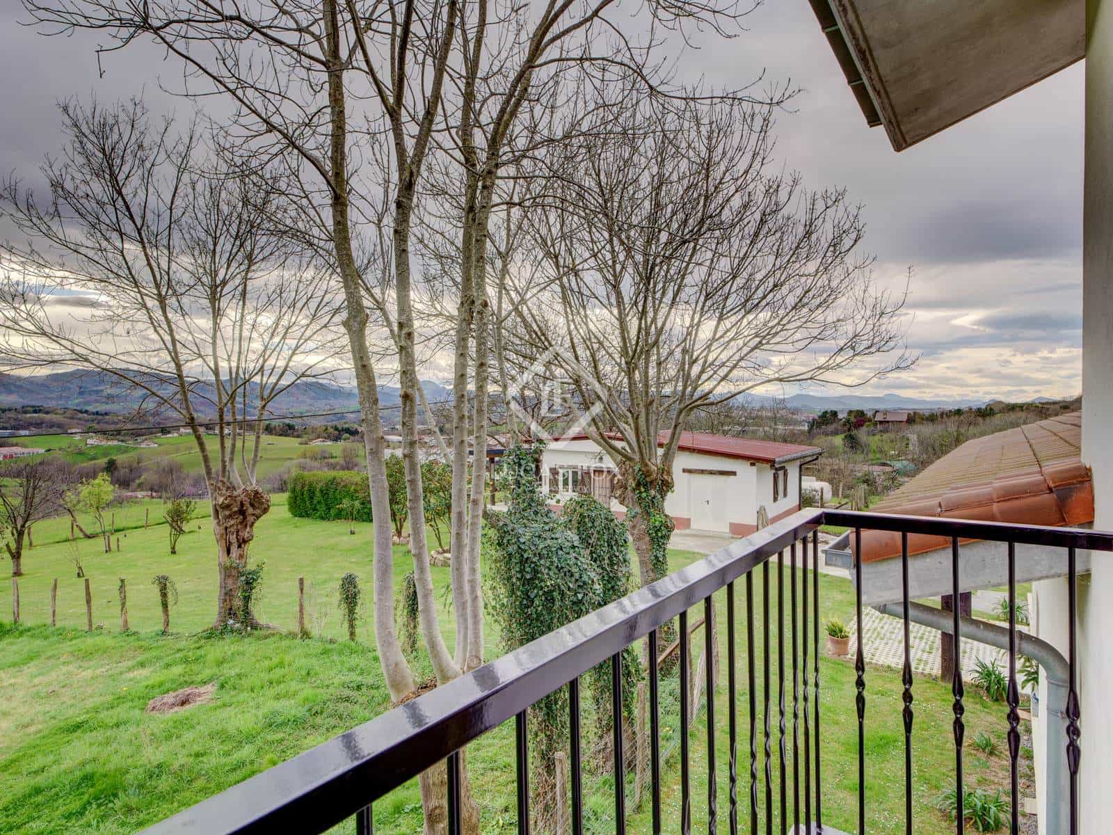 7 soveværelse Villa til salg i Hondarribia med garage - € 1.750.000 (Ref: 9185065)