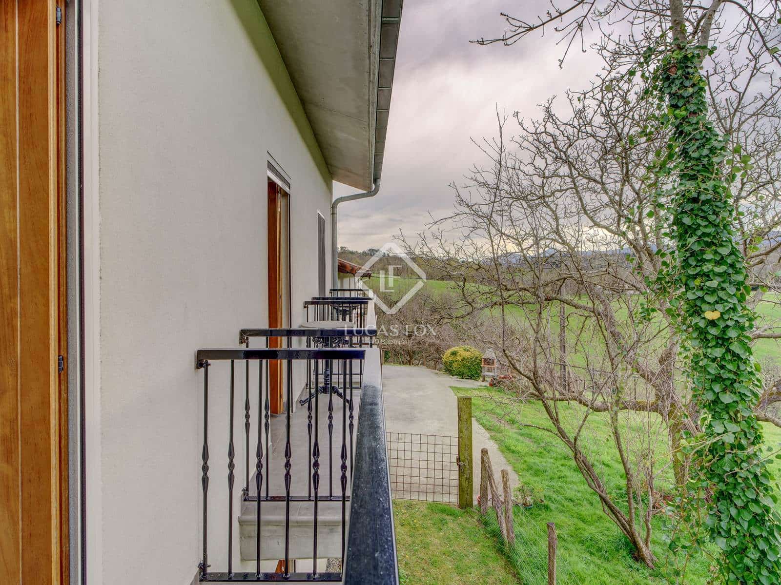 7 soveværelse Villa til salg i Hondarribia med garage - € 1.750.000 (Ref: 9185065)