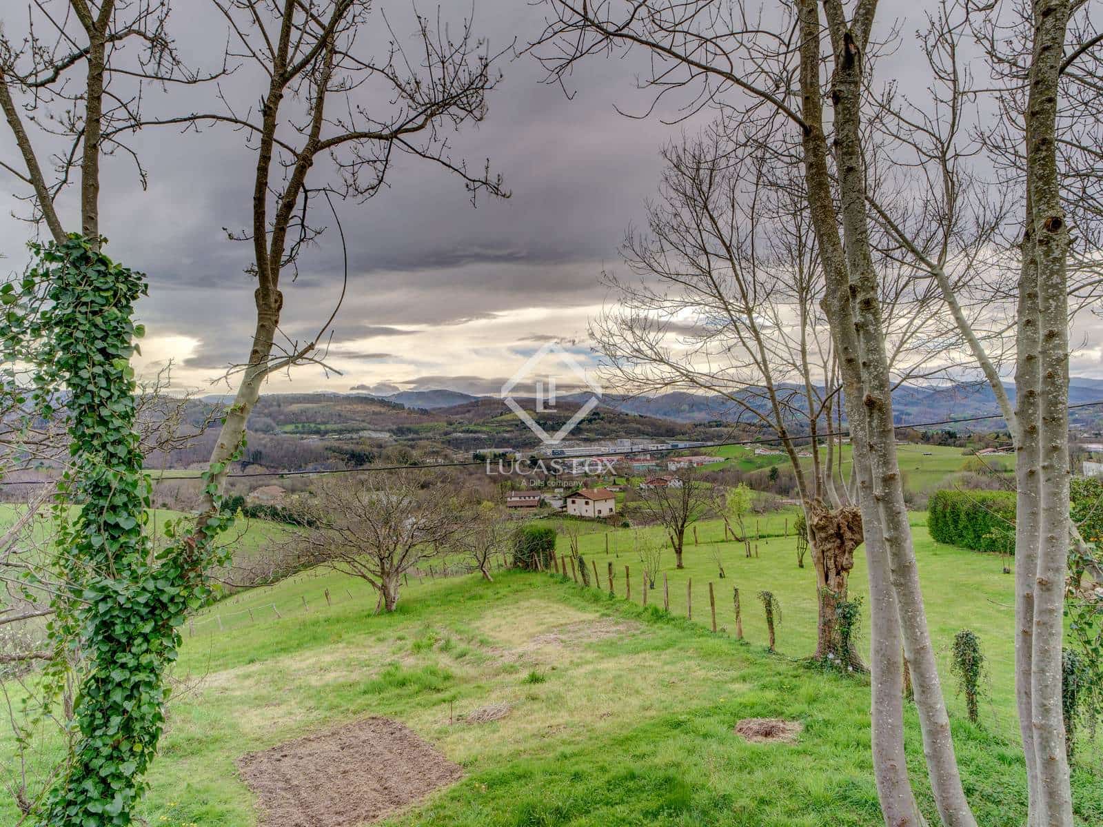 7 soveværelse Villa til salg i Hondarribia med garage - € 1.750.000 (Ref: 9185065)