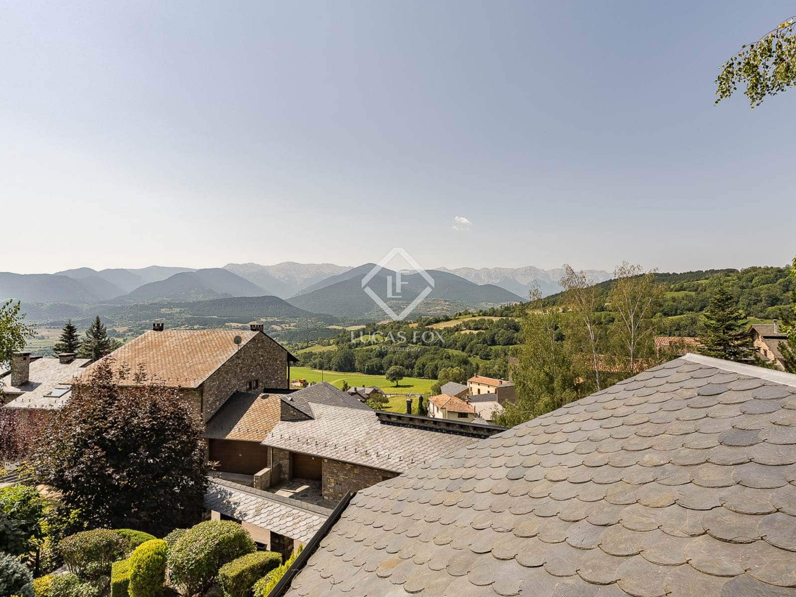 4 bedroom Villa for sale in Prullans with garage - € 1,100,000 (Ref: 9185726)