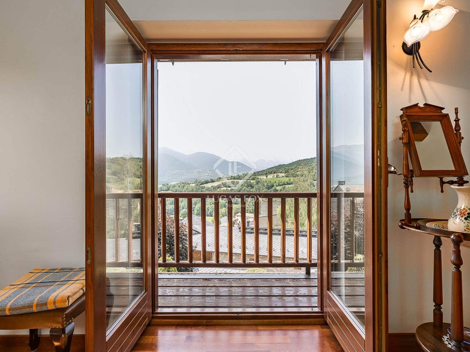 4 bedroom Villa for sale in Prullans with garage - € 1,100,000 (Ref: 9185726)