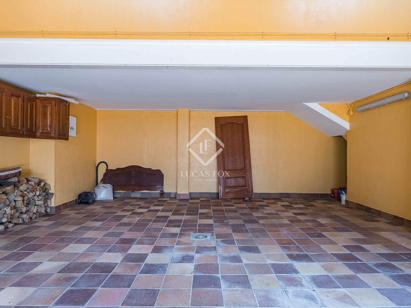 4 bedroom Villa for sale in Prullans with garage - € 1,100,000 (Ref: 9185726)