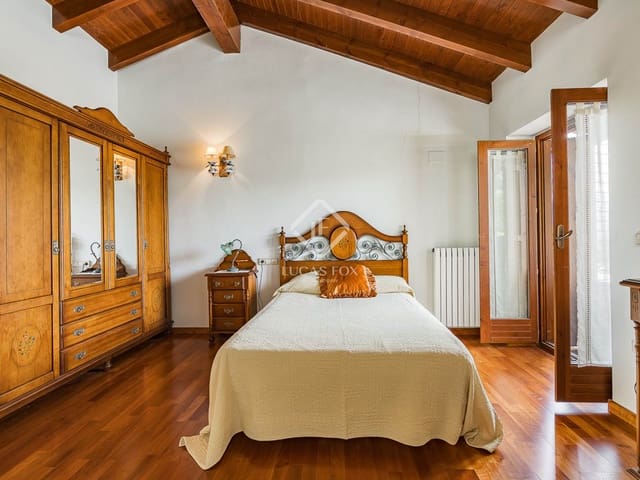 4 bedroom Villa for sale in Prullans with garage - € 1,100,000 (Ref: 9185726)