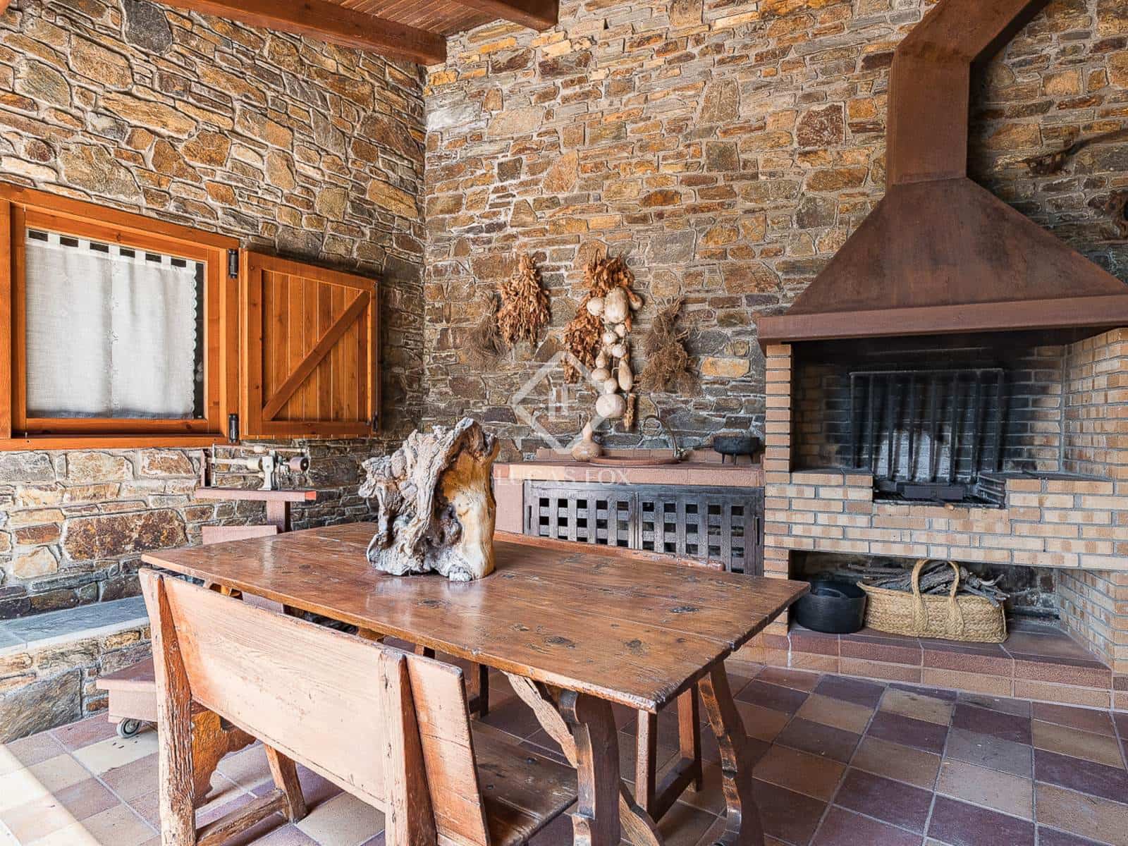 4 bedroom Villa for sale in Prullans with garage - € 1,100,000 (Ref: 9185726)