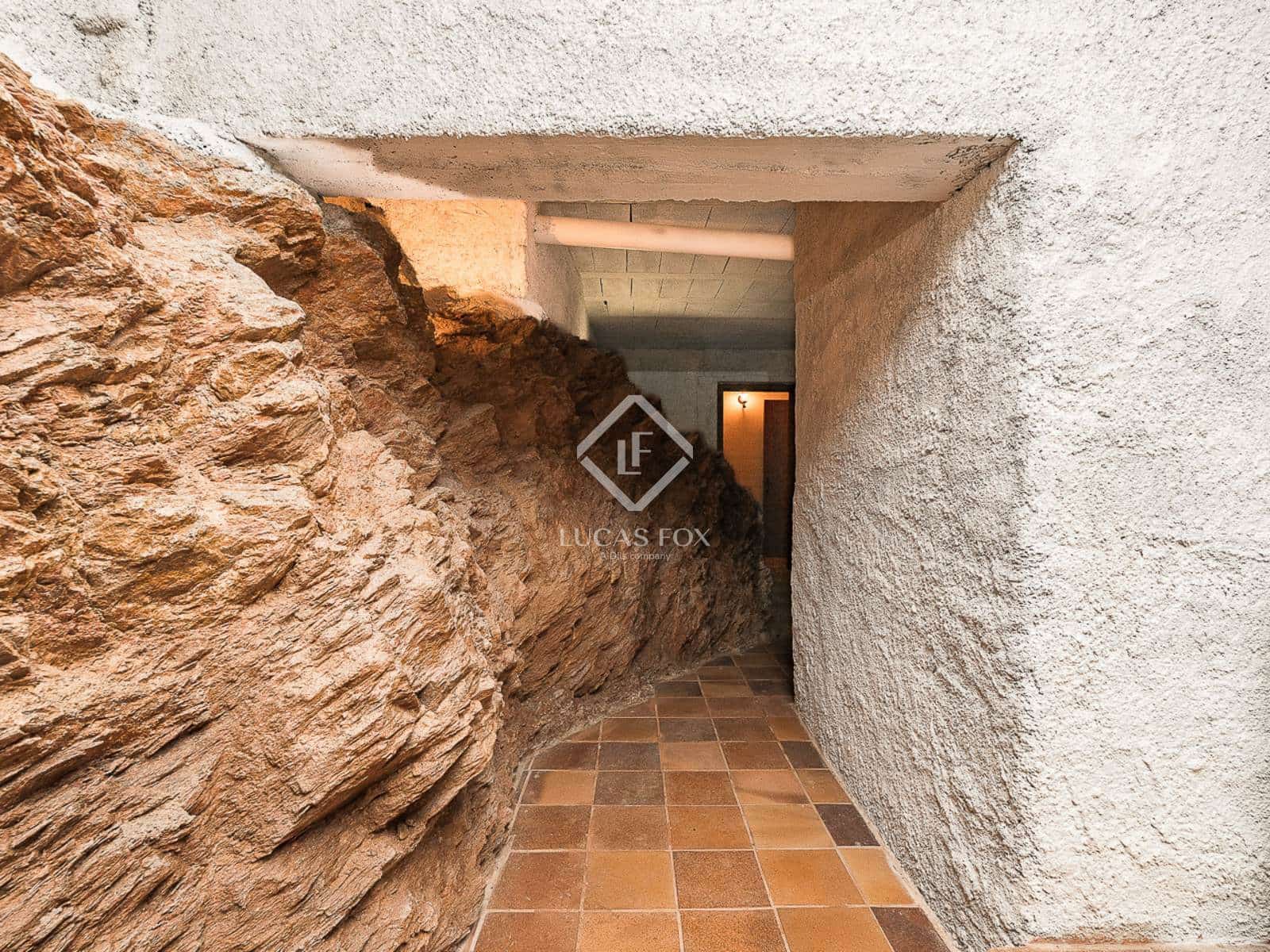 4 bedroom Villa for sale in Prullans with garage - € 1,100,000 (Ref: 9185726)