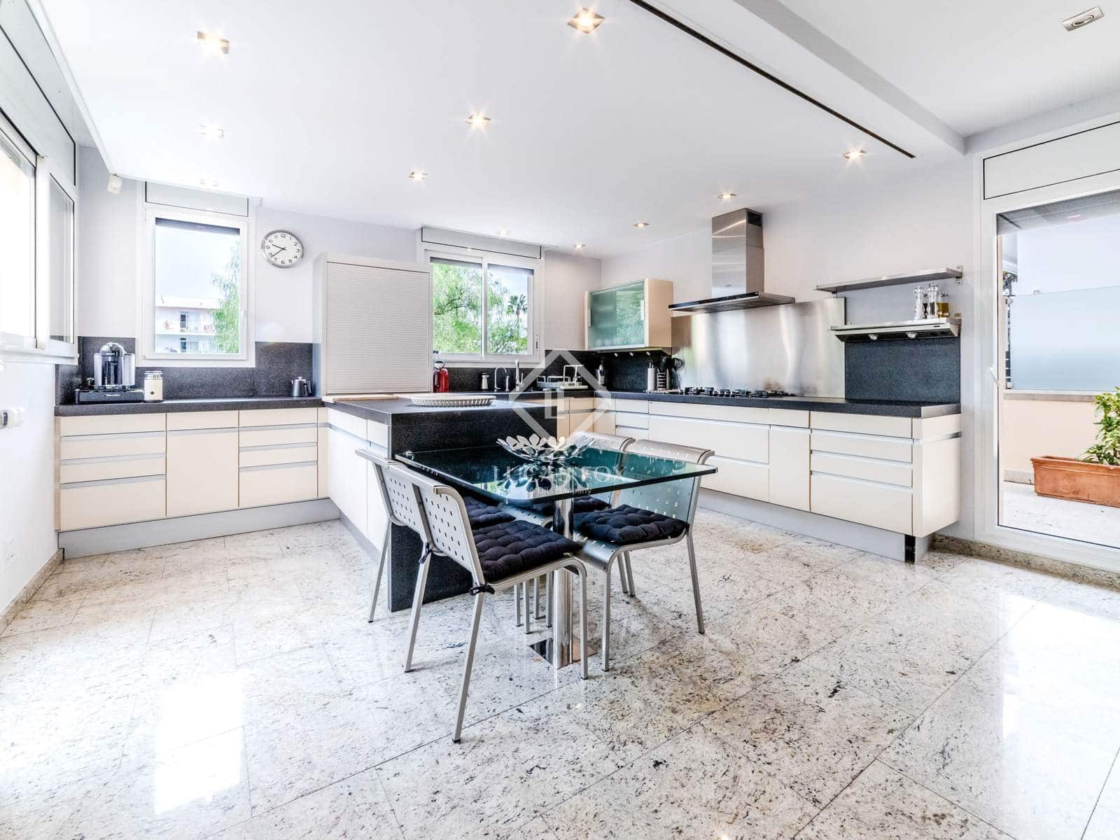 7 sovrum Villa till salu i Sitges med pool garage - 10 250 000 € (Ref: 9185727)