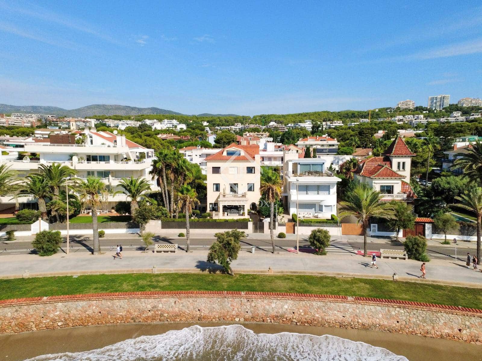 7 sovrum Villa till salu i Sitges med pool garage - 10 250 000 € (Ref: 9185727)