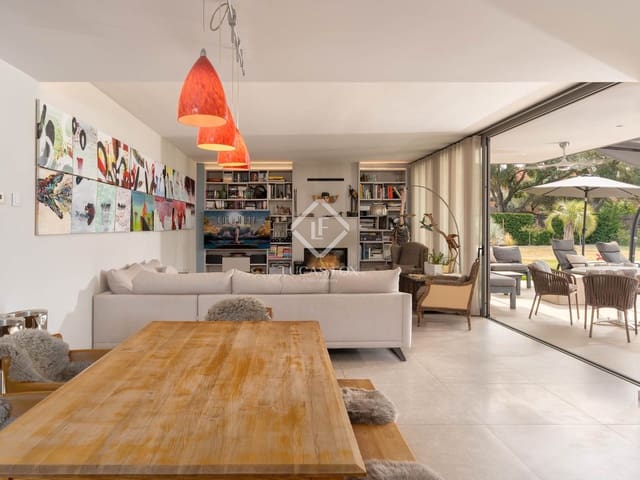 Chalet de 3 habitaciones en Peralada en venta con piscina garaje - 1.390.000 € (Ref: 9185982)