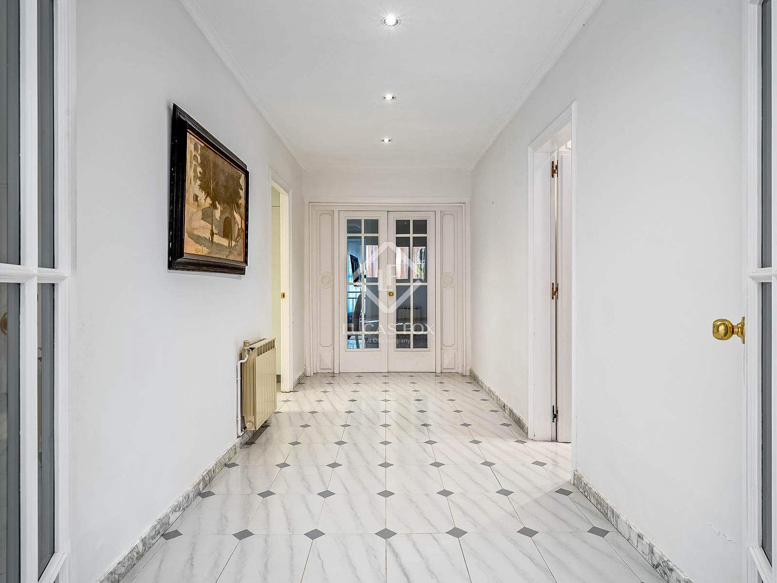 6 soverom Villa til salgs i Salou med svømmebasseng garasje - € 1 400 000 (Ref: 9186119)